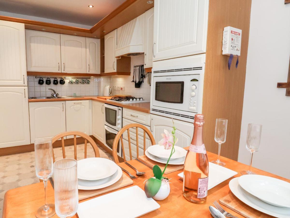 Villa 1 Cockerill Fold à Beverley Extérieur photo